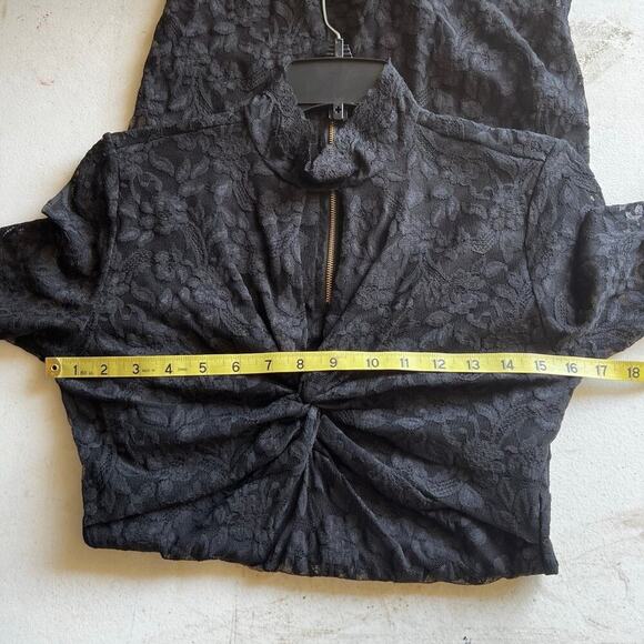 Black lace dress, armpit to armpit is 16”,  XS women's stretchy - Picture 10 of 11